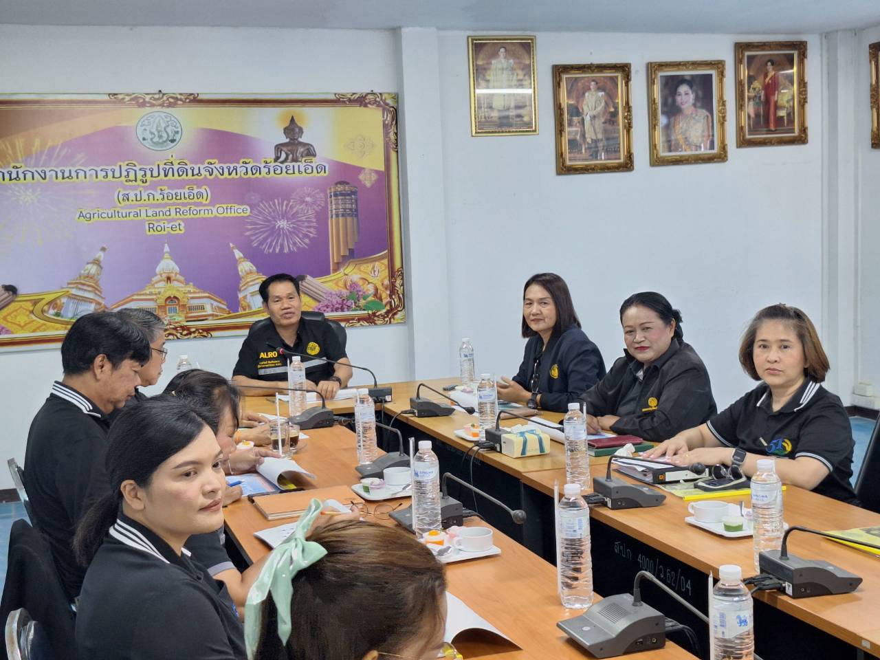 title - ผู้ตรวจราชการ ส.ป.ก. ลงพื้นที่จังหวัดร้อยเอ็ด และจังหวัดกาฬสินธุ์ ประชุมตรวจราชการและติดตามความก้าวหน้าผลการดำเนินงาน รอบที่ 2 